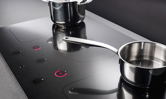 Видео по установке варочной панели со встроенной вытяжкой Elevate