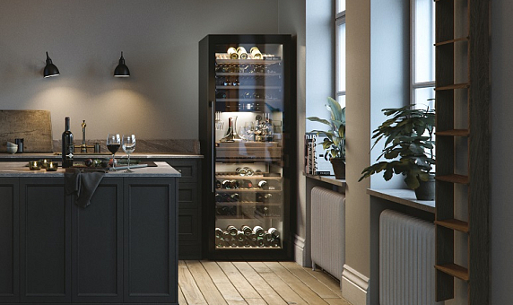 Презентация винного шкафа ASKO в интерьерном салоне MANU